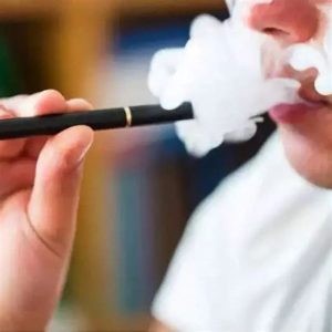 24h-vape.com Vaping in Cold: Essential Tips & Safety Guide for Winter Users